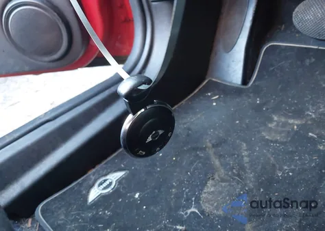 2012 Mini Cooper Clubman z USA, uszkodzony, nr VIN WMWZF3C53CT189659